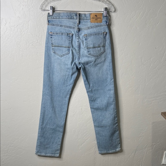 2 pairs of Abercrombie Kids Light Blue Slim Jeans - Picture 10 of 12